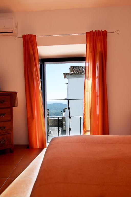 Dom Nuno - Turismo De Habitacao Guest House Monsaraz Room photo